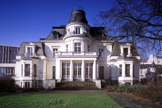 Budge Palais Budge Palais - blue sky